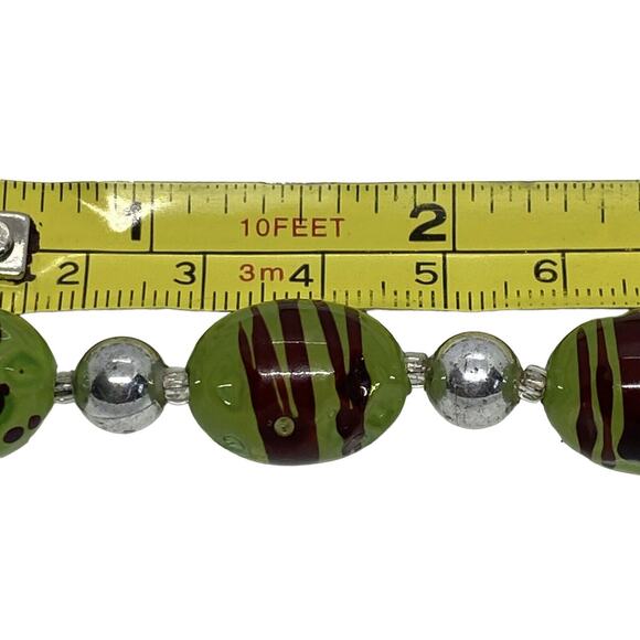 Fashion 33" Strand String Necklace Green Black Silver Plastic Beads Swirl Design - Picture 11 of 12